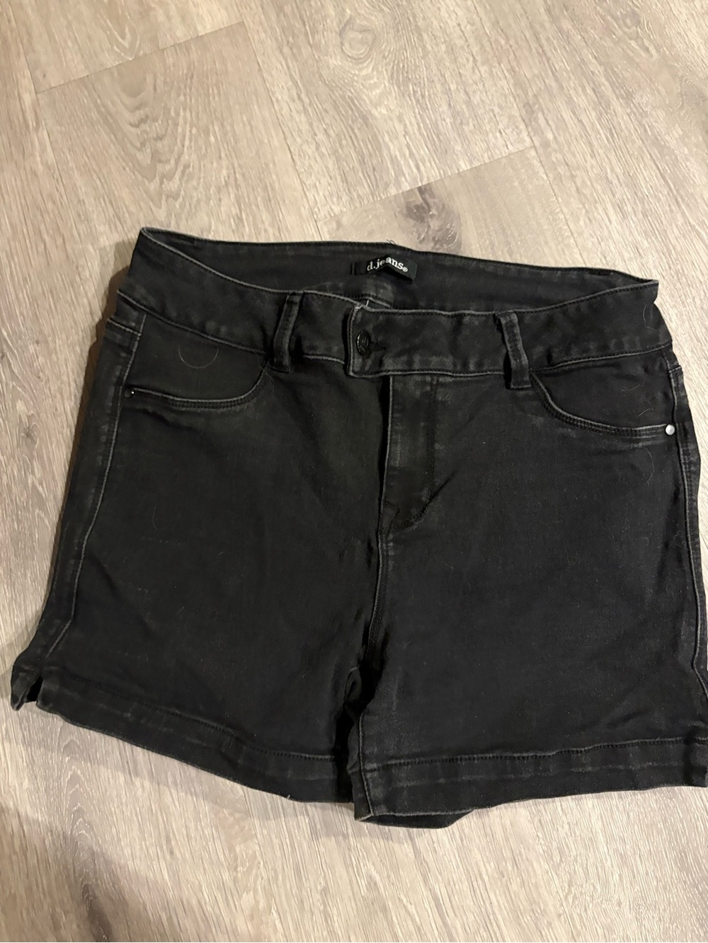 d. jeans Black Women's Denim Shorts
